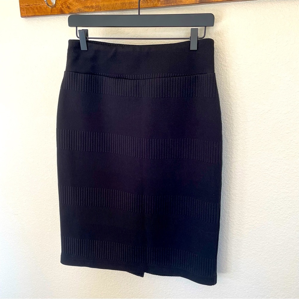 Soho Black Pullon Stretch Pencil Skirt S Minimalist Workwear Office Career